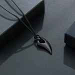 Κολιέ με δερμάτινο κορδόνι και ατσάλινο μαύρο κρεμαστό δόντι - NE349 - Image 3