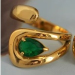 Δαχτυλίδι επιχρυσωμένο ατσάλι ανοιχτό με πράσινη πέτρα-R224 - Image 2