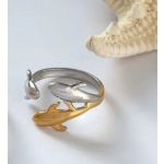 Δαχτυλίδι επιχρυσωμένο ατσάλι με ασημί και χρυσά δελφίνια-R132 - Image 2