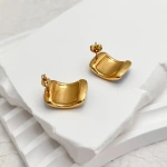 Σκουλαρίκια επιχρυσωμένο ατσάλι λευκά με καμπύλη-EA437 - Image 4