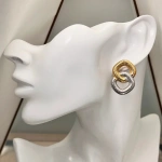 Σκουλαρίκια ατσάλι χρυσό και ασημί με ραβδώσεις-EA470 - Image 3